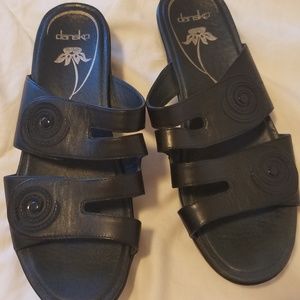 Dansko black leather sandals size 41